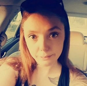 Meet your Posher, Malissa